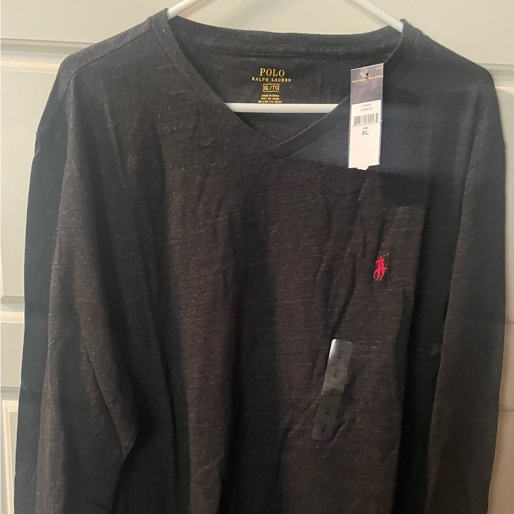 NWT Ralph Lauren Men’s long sleeved cotton V-neck shirt. Size XL